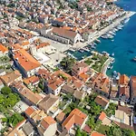 Lola Apartments - Zf Hvar