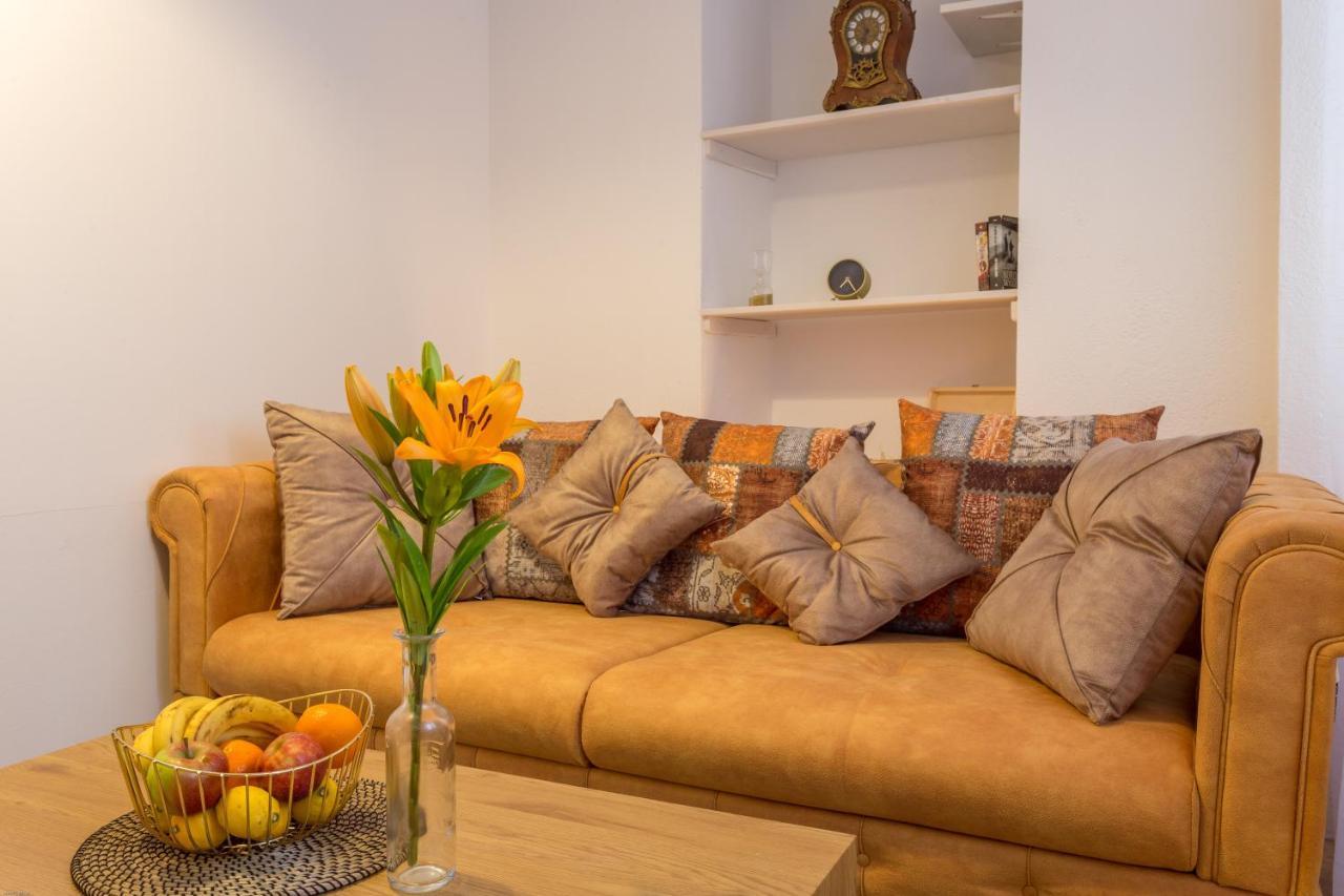 Apartment Lola - Zf Hvar