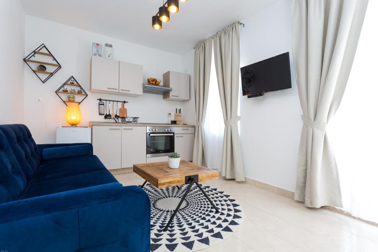 Lola - Zf Hvar Apartment